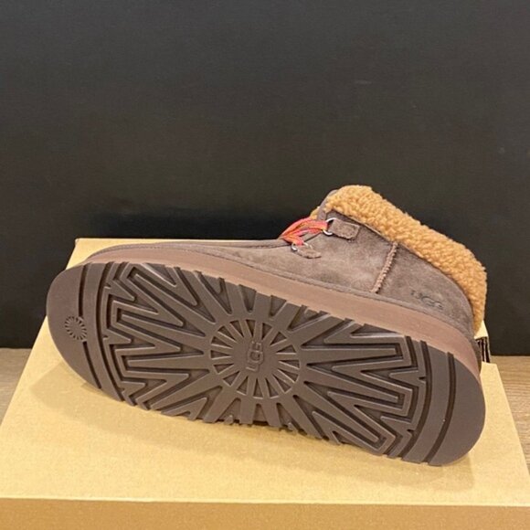 UGG Women's Funkarra Cabin Cuff Burnt Cedar Short Ankle Boots Bootie Shoes Flats - Picture 4 of 4